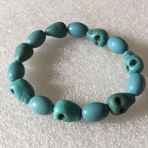 Skull beads bracelet - Picture 1 of 2